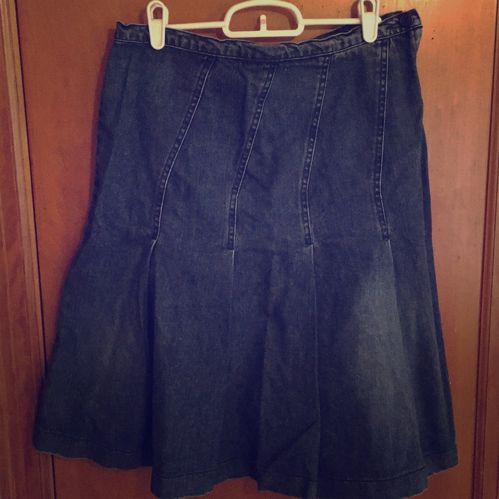 Michael Kors A line pleated denim skirt.